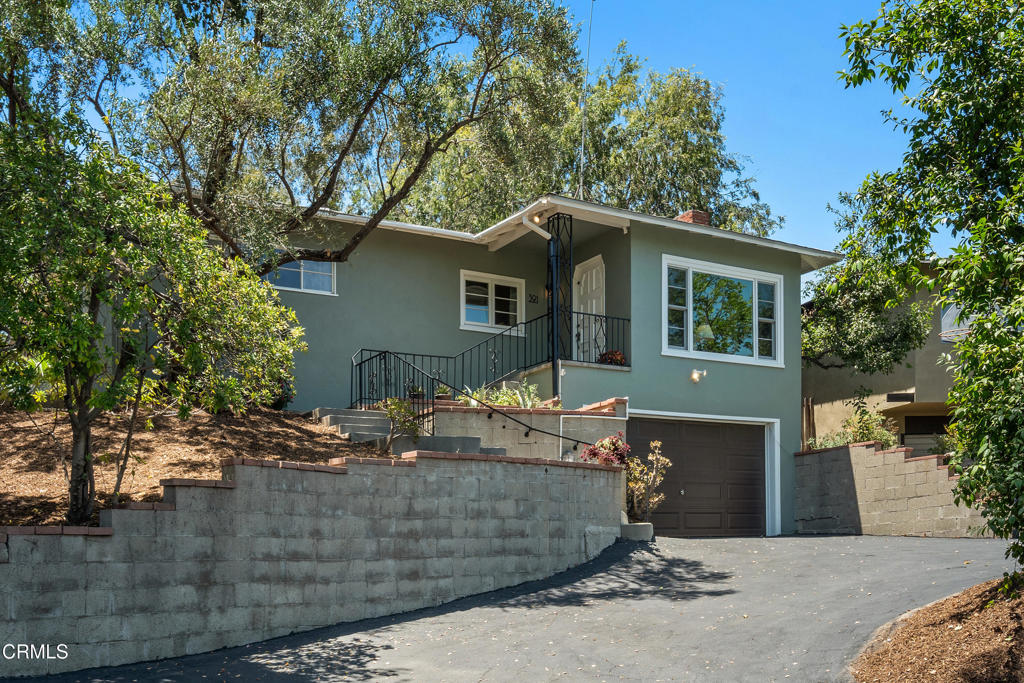 391 Tamarac Drive