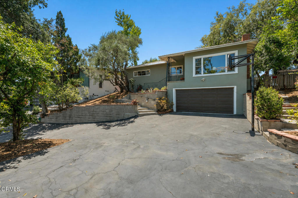 391 Tamarac Drive