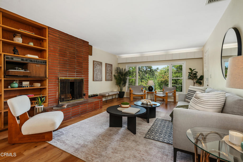 391 Tamarac Drive