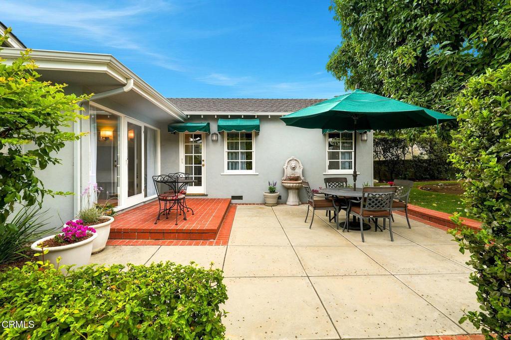 2277 Queensberry Road