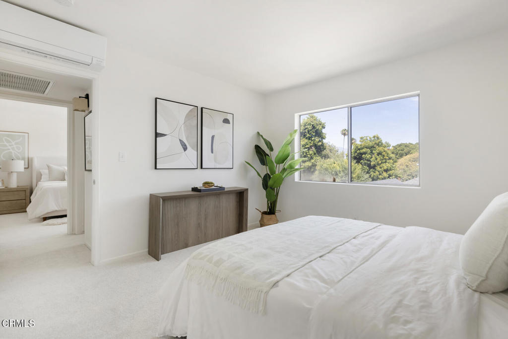 1115 Cordova Street 303