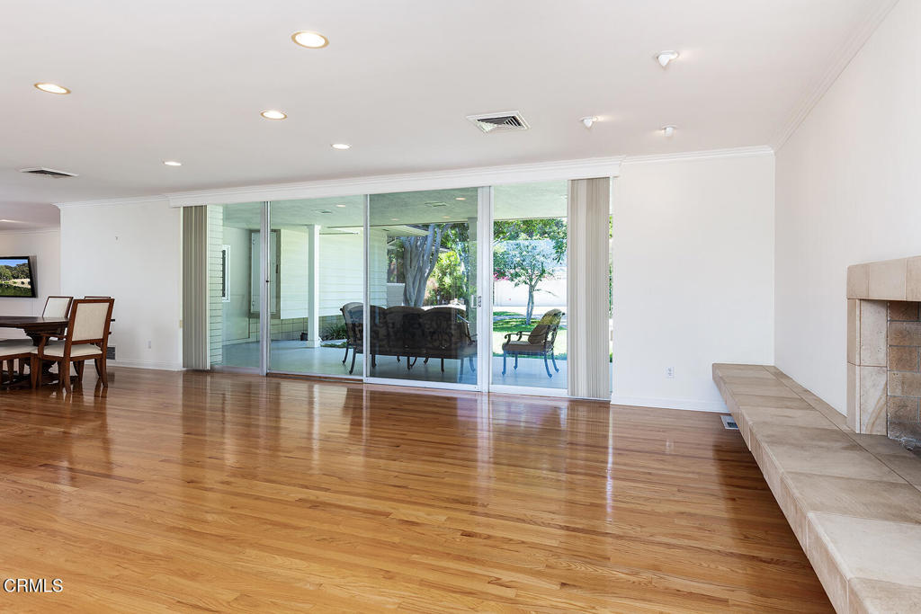 245 Hillside Road