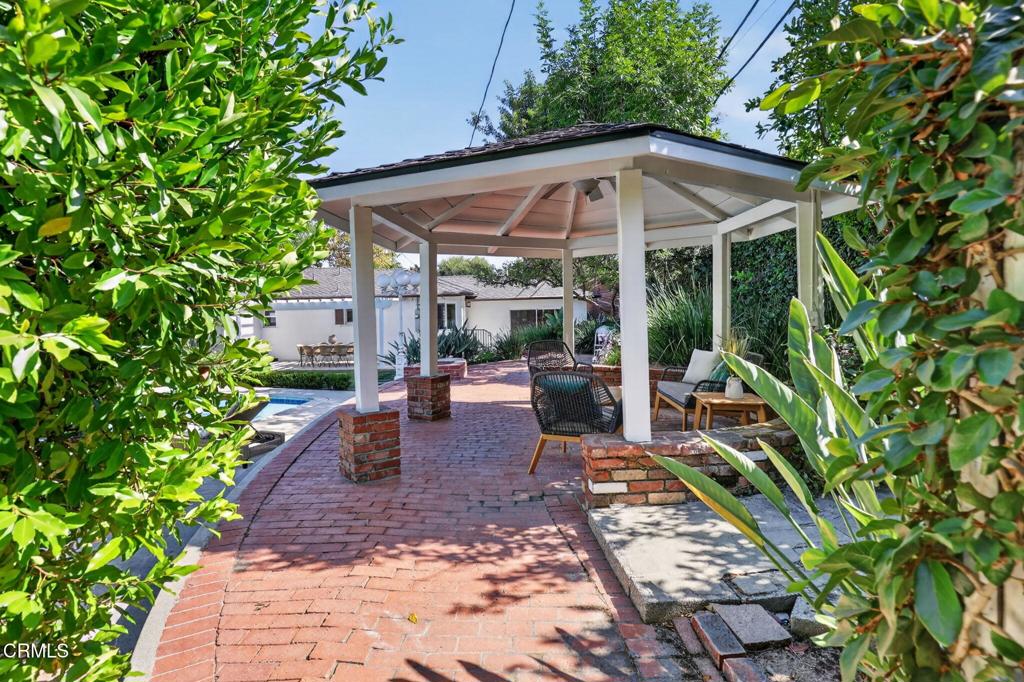 2815 Thorndike Road