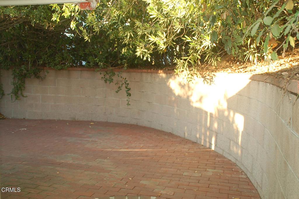 1637 Raymond Hill Road
