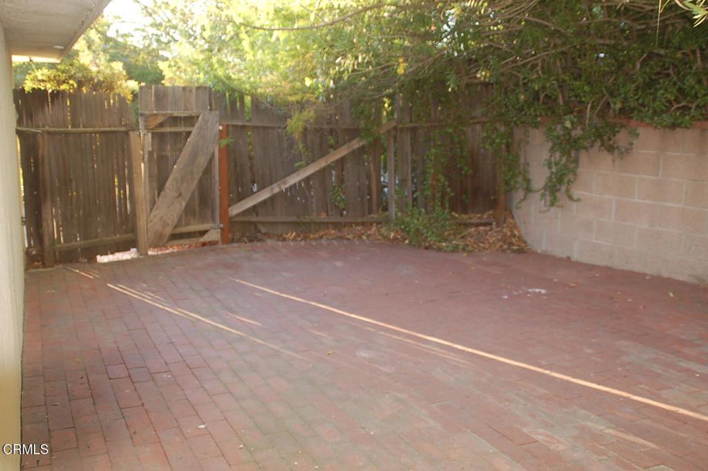 1637 Raymond Hill Road