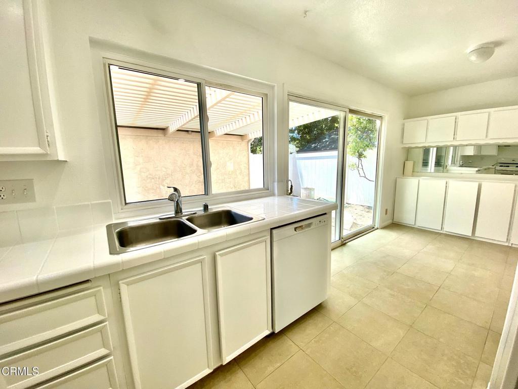 841 Hartford Lane