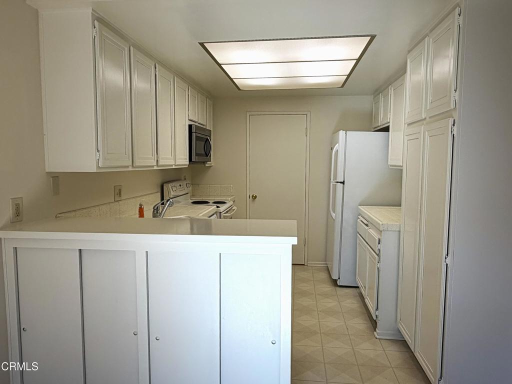 277 E Sierra Madre Boulevard 16C