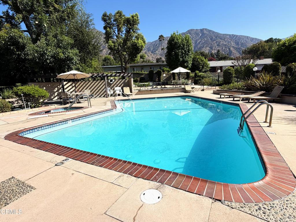 277 E Sierra Madre Boulevard 16C