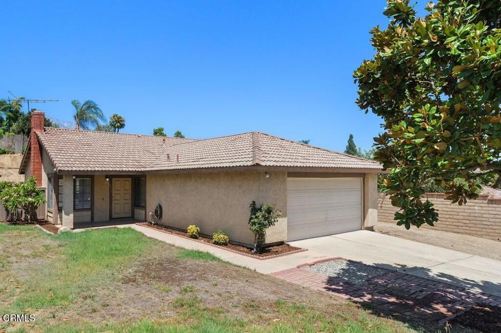 8914 Azurite Avenue
