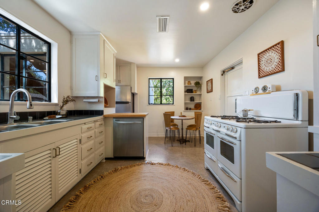1844 Pepper Drive
