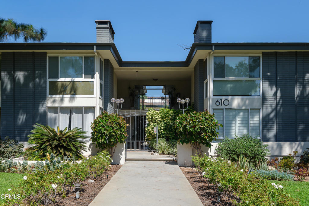 610 S Orange Grove Boulevard 6