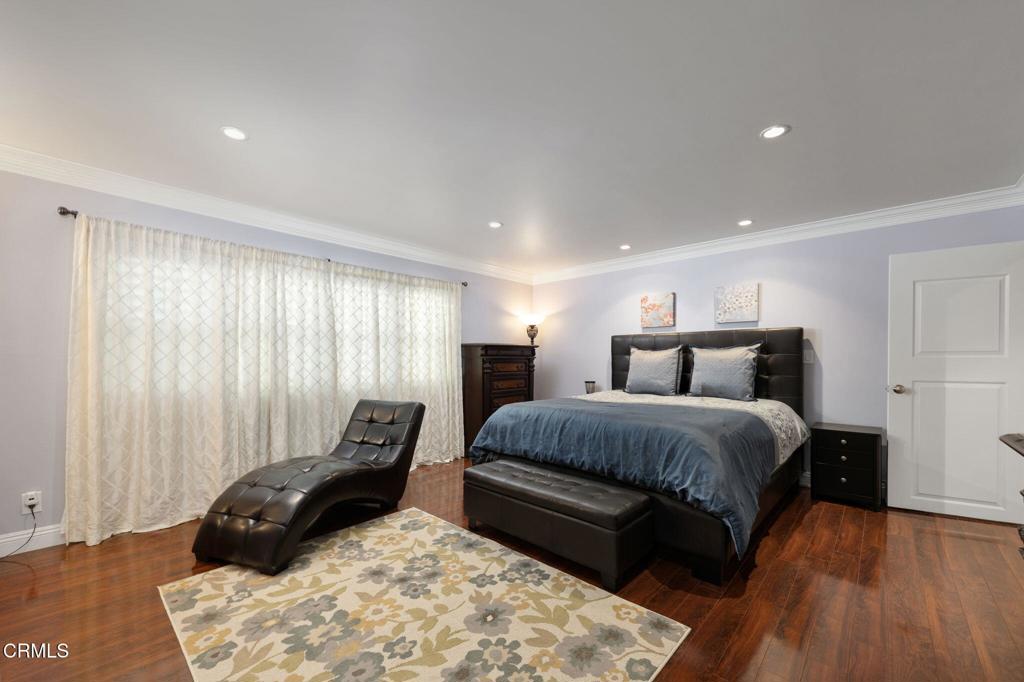 555 W Sierra Madre Boulevard I