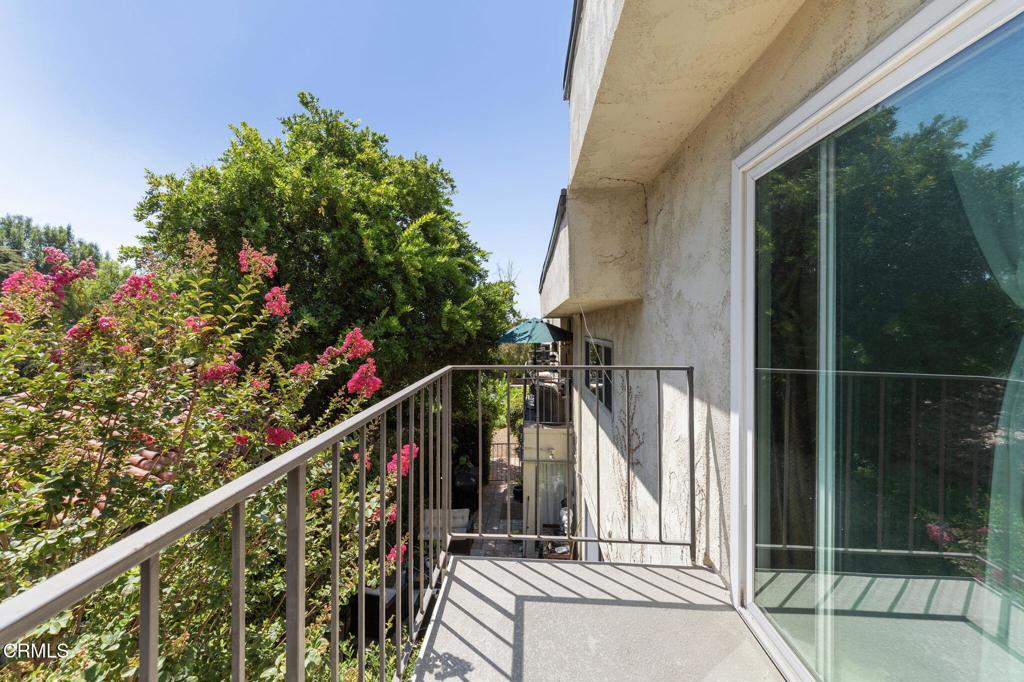 555 W Sierra Madre Boulevard I