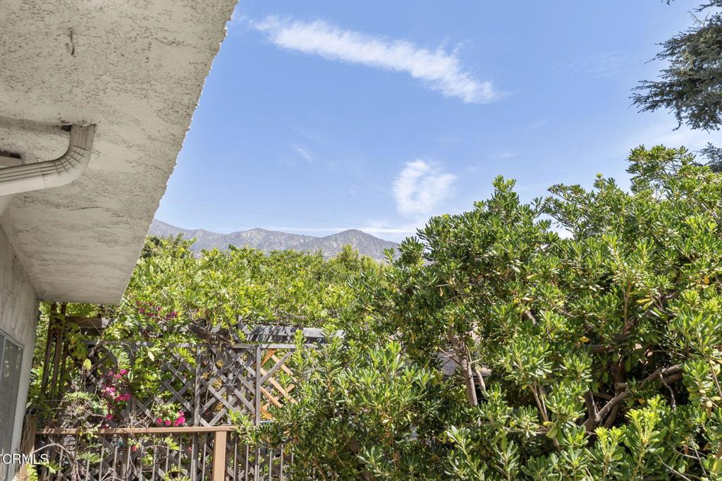 555 W Sierra Madre Boulevard I