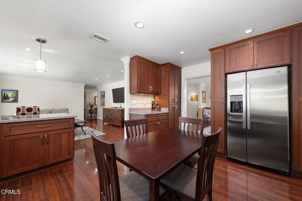 555 W Sierra Madre Boulevard I