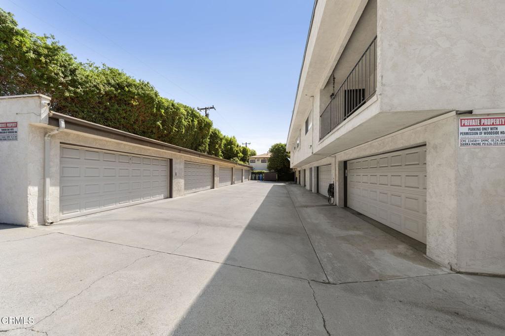 555 W Sierra Madre Boulevard I