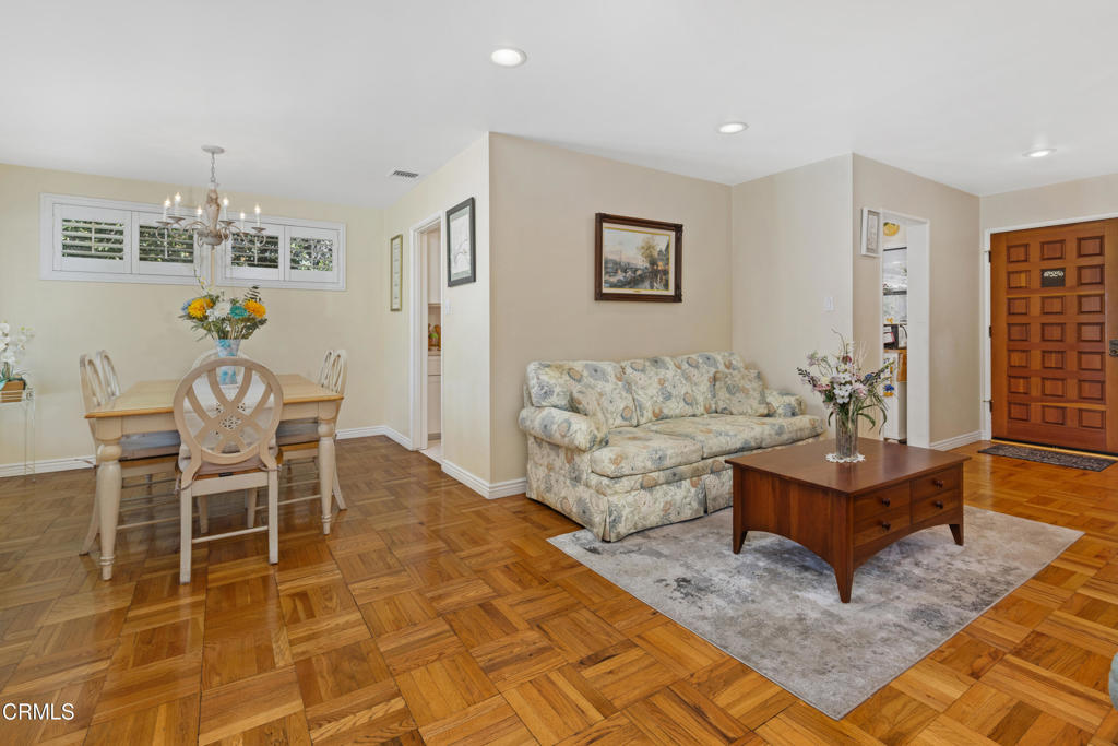 1305 Valley View Avenue