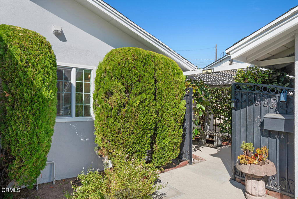 1305 Valley View Avenue