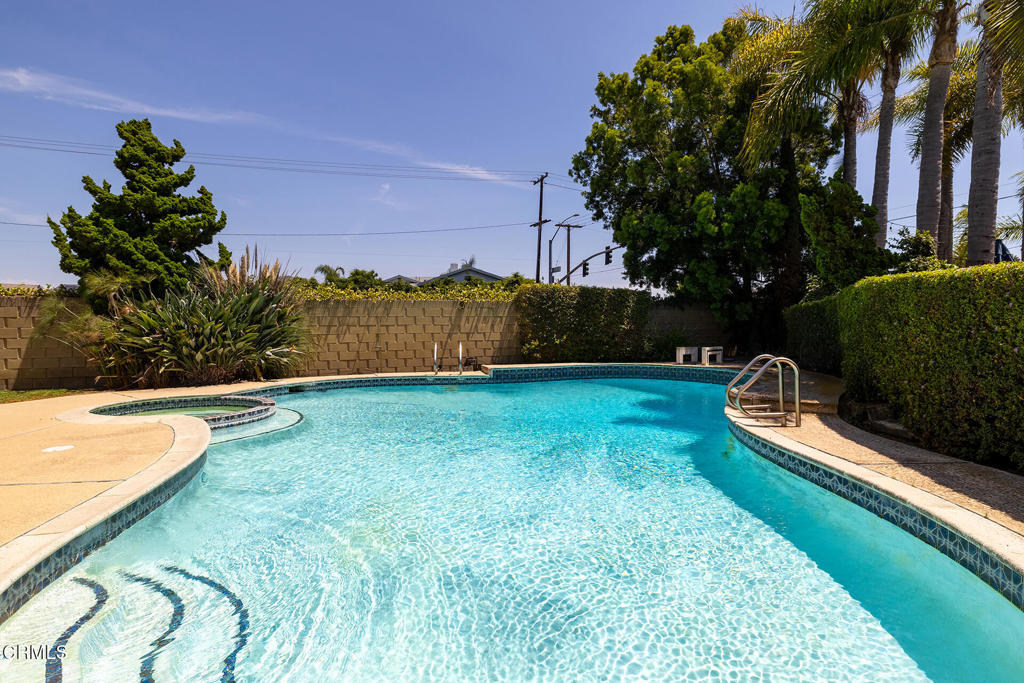 16452 Whittier Lane