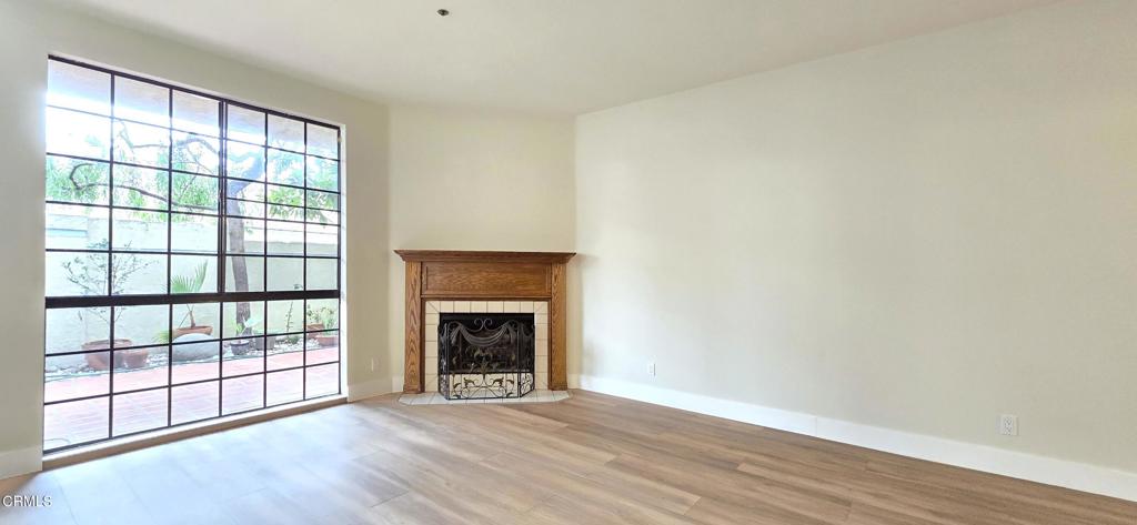 235 S Holliston Avenue 113
