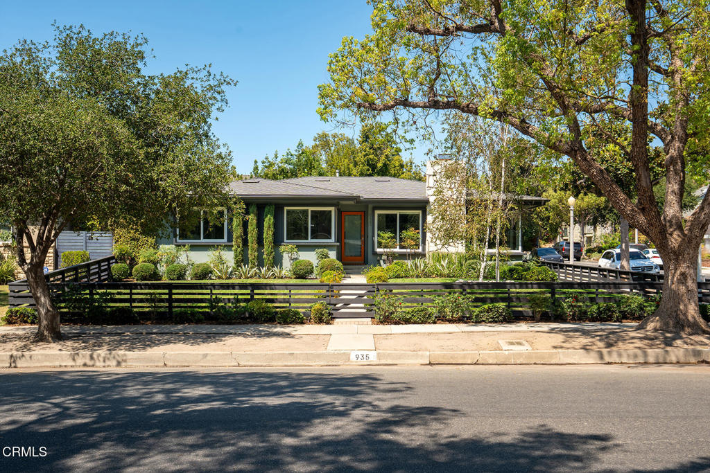 935 S Euclid Avenue