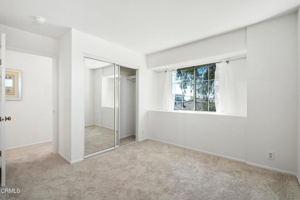 1033 W Duarte Road A