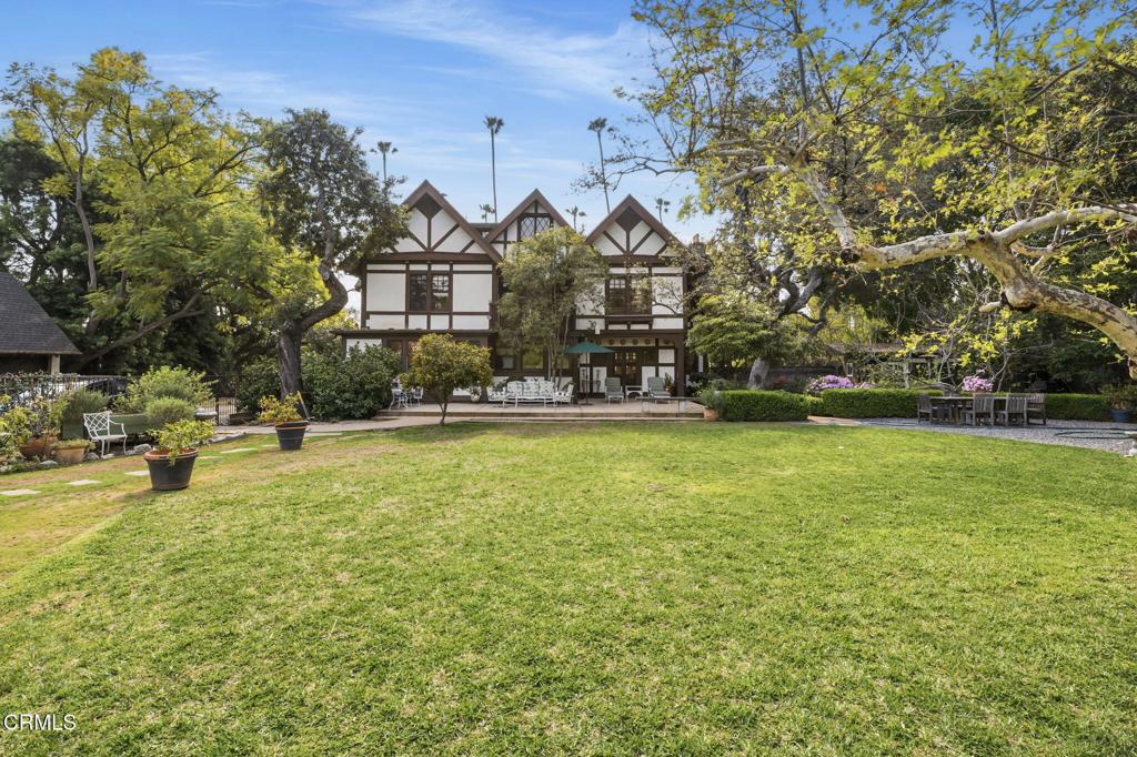 412 Oaklawn Avenue