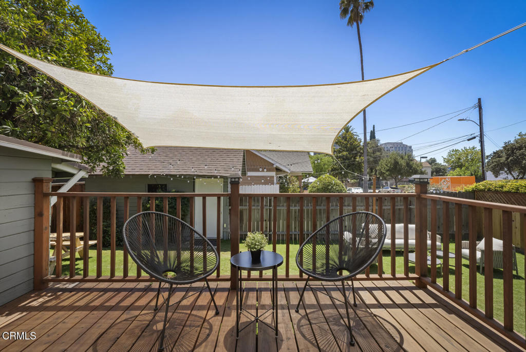 956 E Villa Street