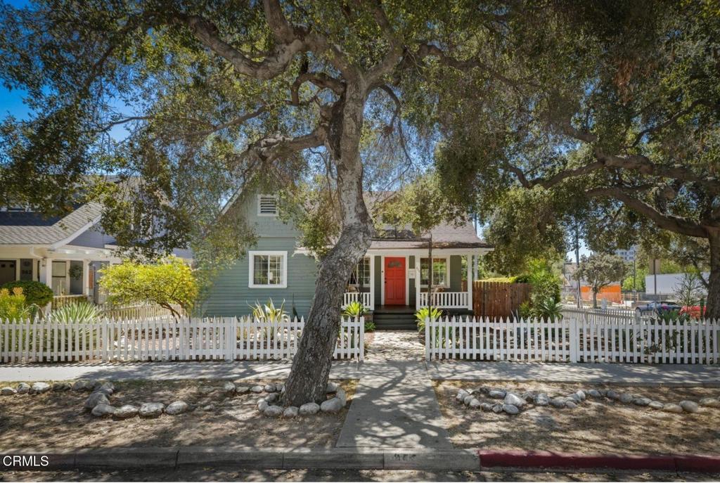 956 E Villa Street
