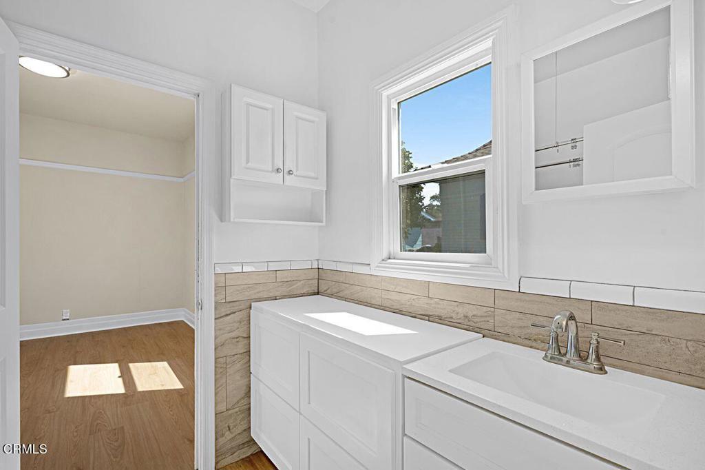 655 E 50th Street
