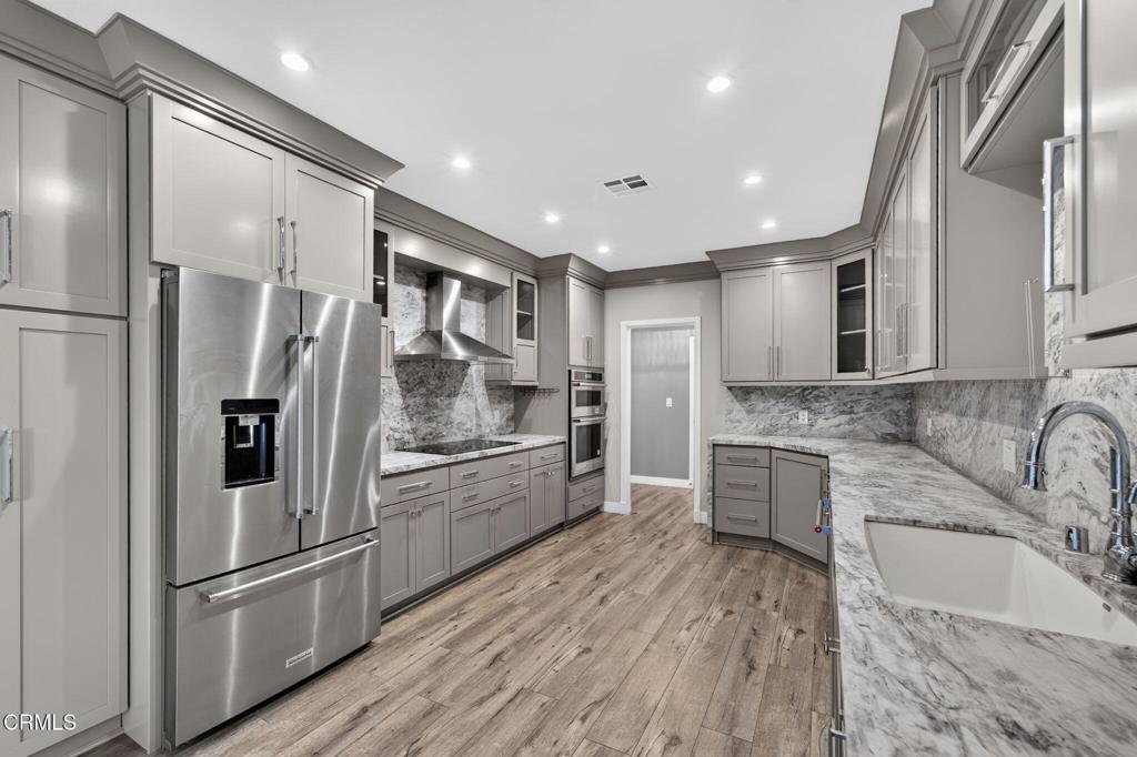 111 S Orange Grove Boulevard 105
