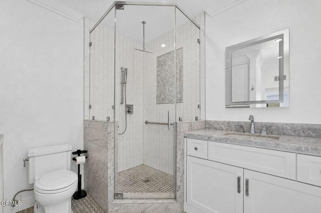 111 S Orange Grove Boulevard 105