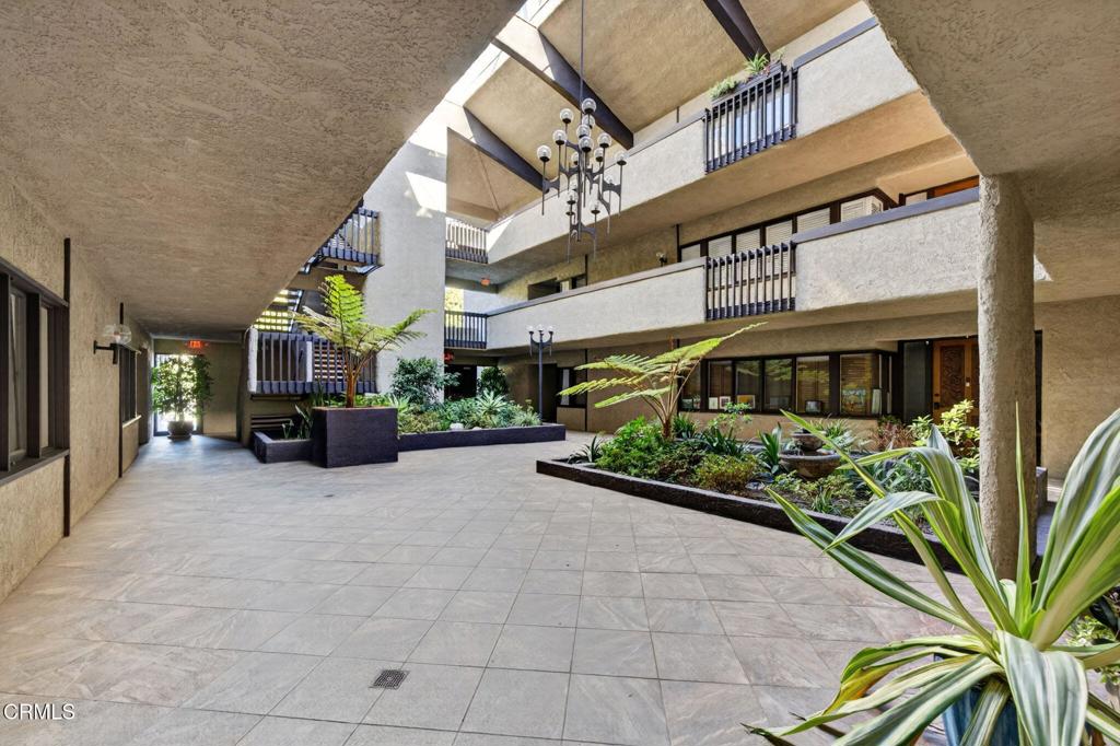 111 S Orange Grove Boulevard 105
