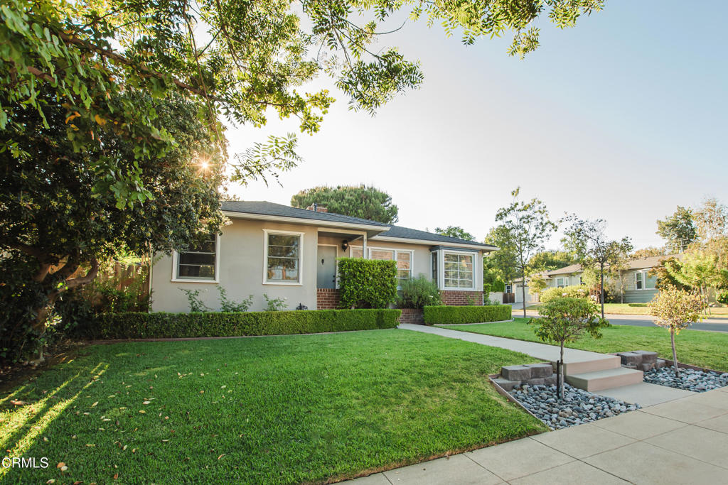 1547 Coolidge Avenue