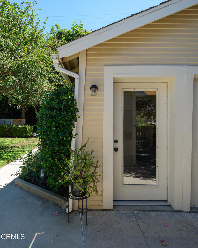 4424 N Griffin Avenue