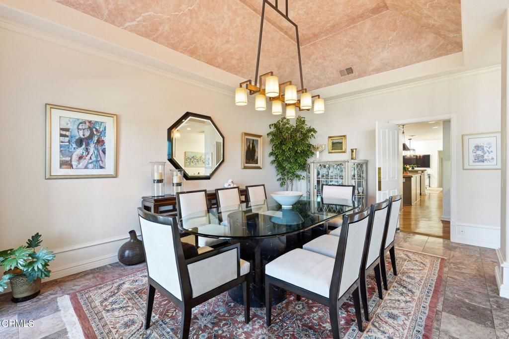 2317 Canyonback Road