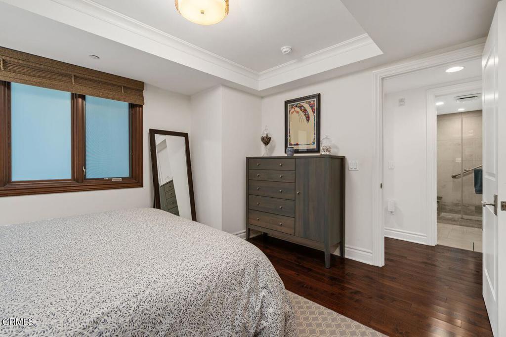 250 S De Lacey Avenue 205