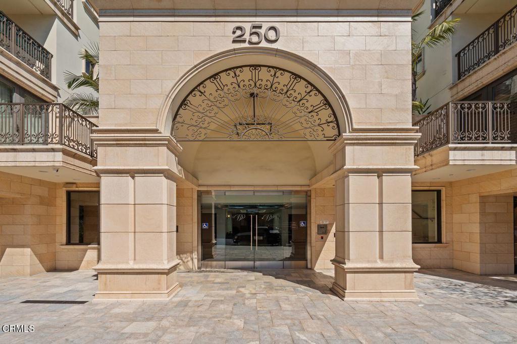 250 S De Lacey Avenue 205
