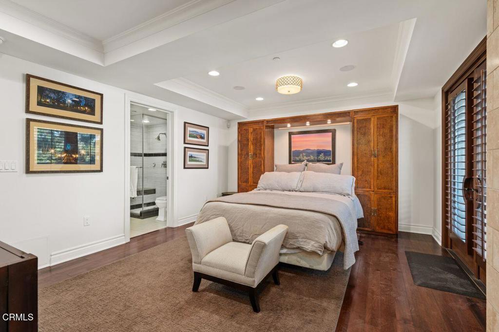 250 S De Lacey Avenue 205