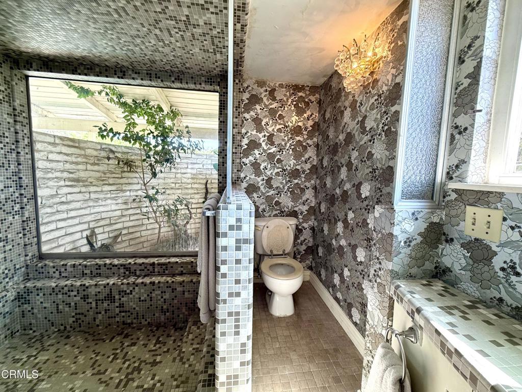 924 N 4th Street