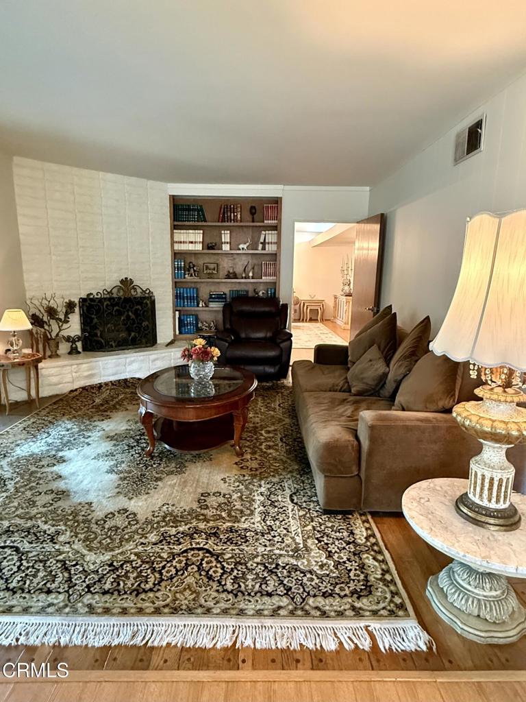 924 N 4th Street
