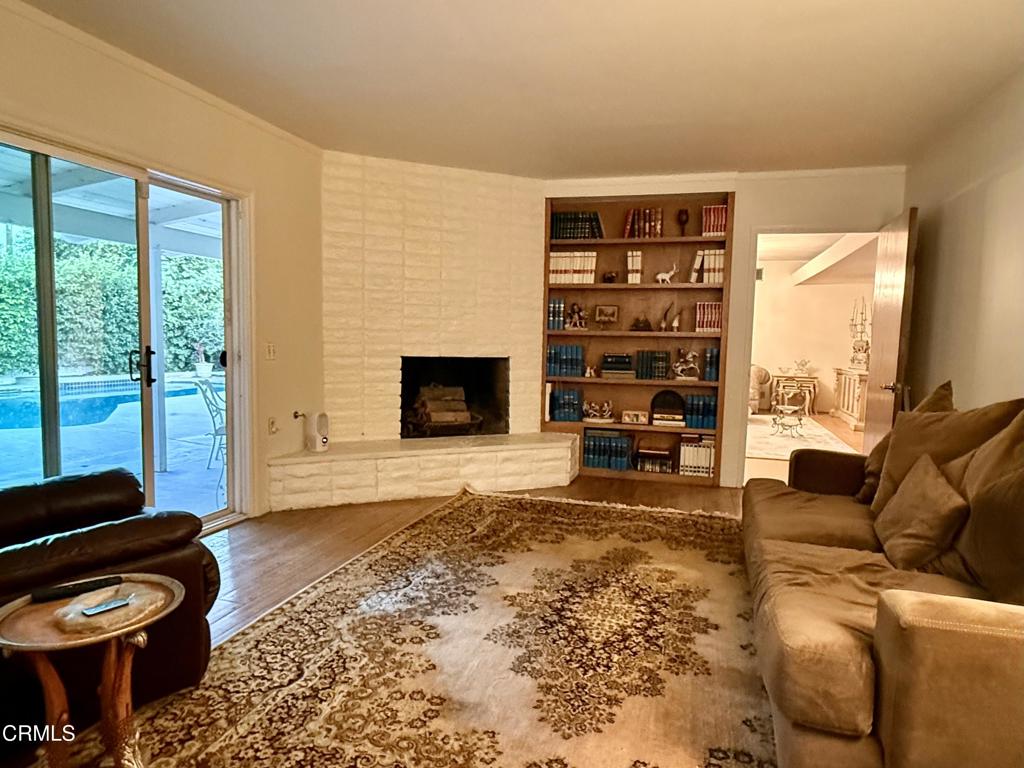 924 N 4th Street