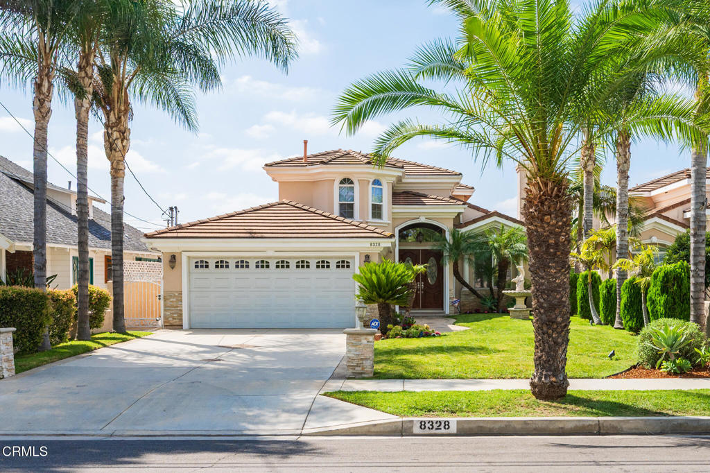 8328 E Hermosa Drive
