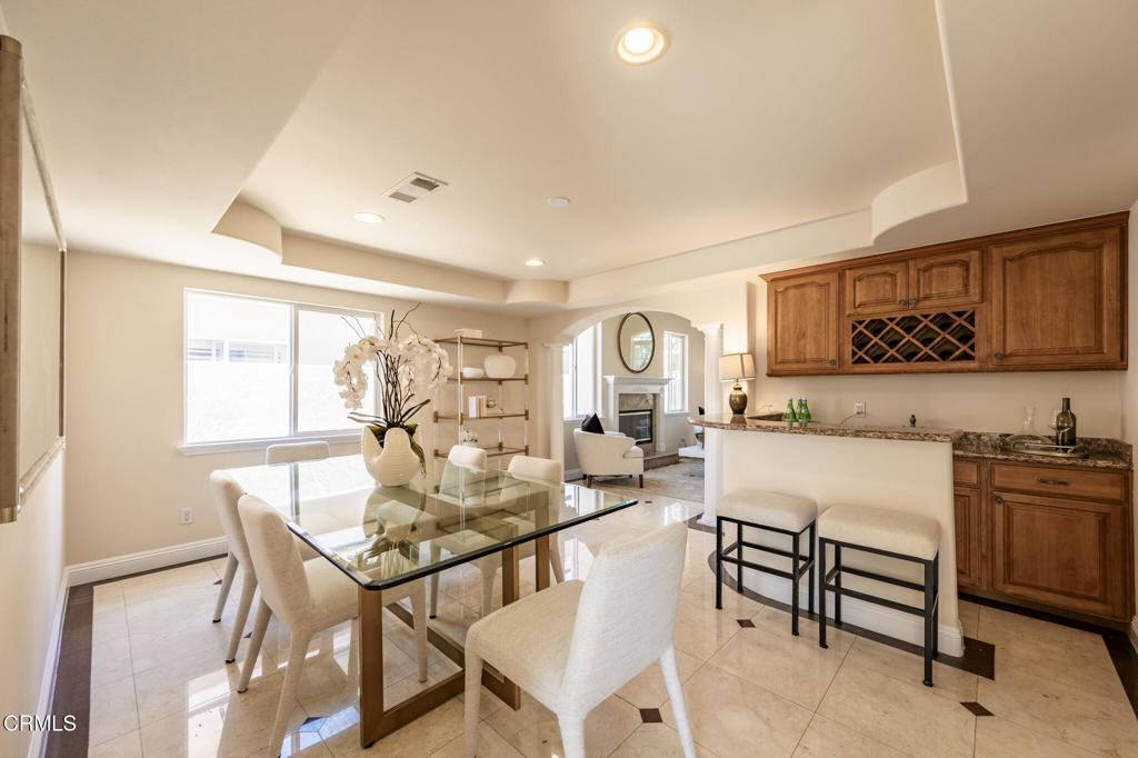 8328 E Hermosa Drive