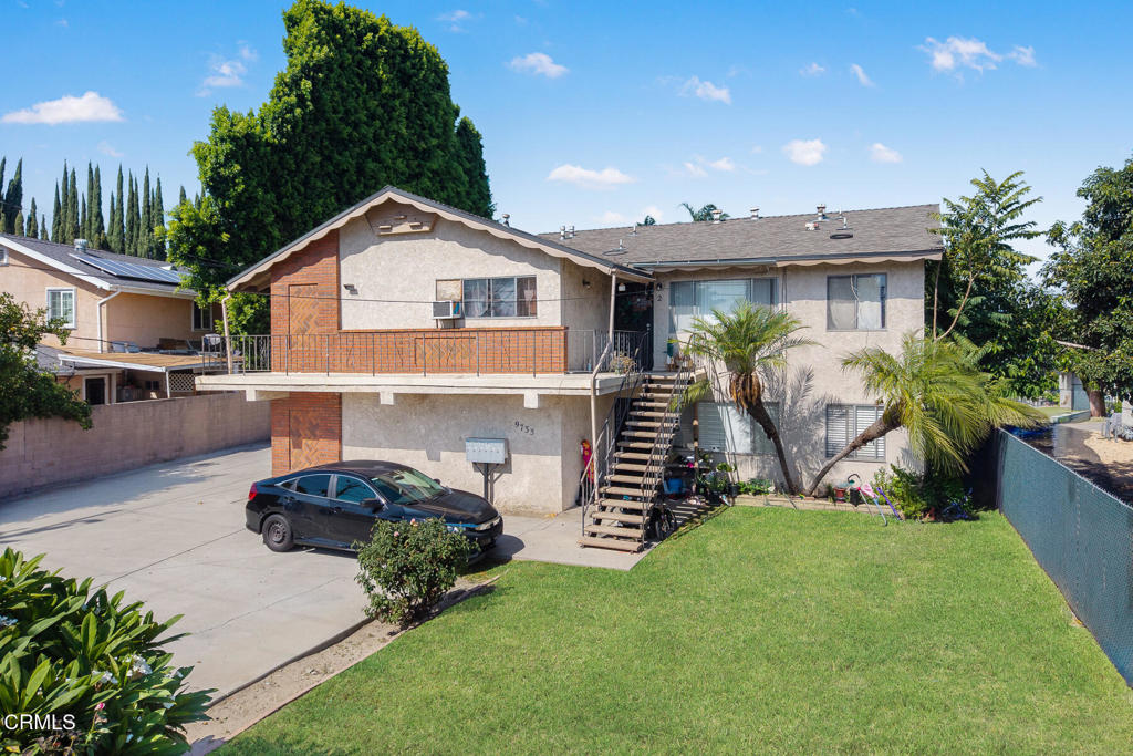 9733 Rio Hondo Parkway