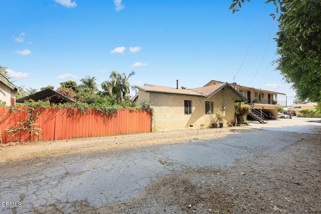 9733 Rio Hondo Parkway