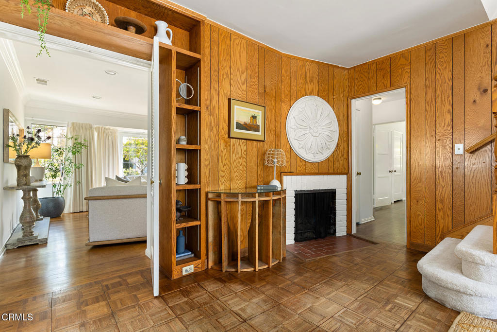 1875 Sharon Place