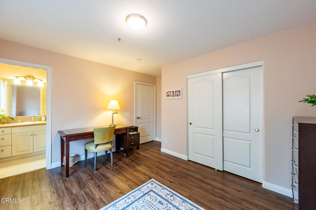 46 8 S Roosevelt Avenue 8