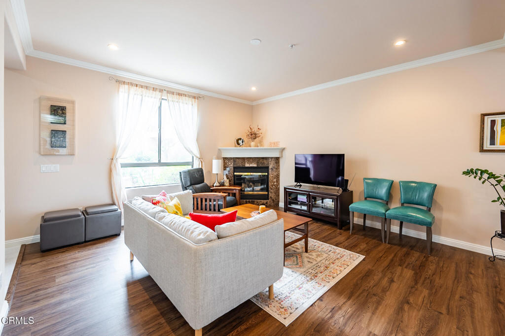 46 8 S Roosevelt Avenue 8