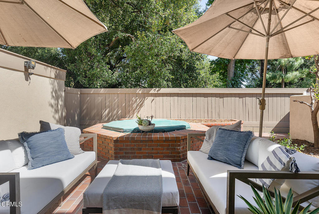 201 N Orange Grove Boulevard 511